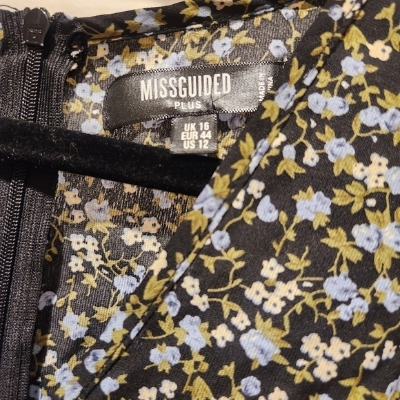 ASOS Misguided plus women's ditzy floral midi dress long sleeve - Picture 9 of 11